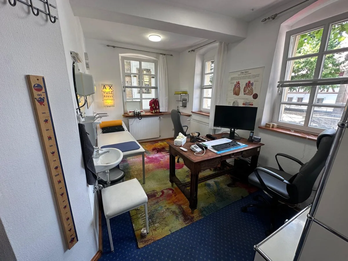 Sprechzimmer der Praxis Mallouk